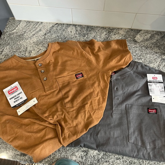 NWT 2 Wrangler “Work Wear” Shirts - Picture 7 of 8